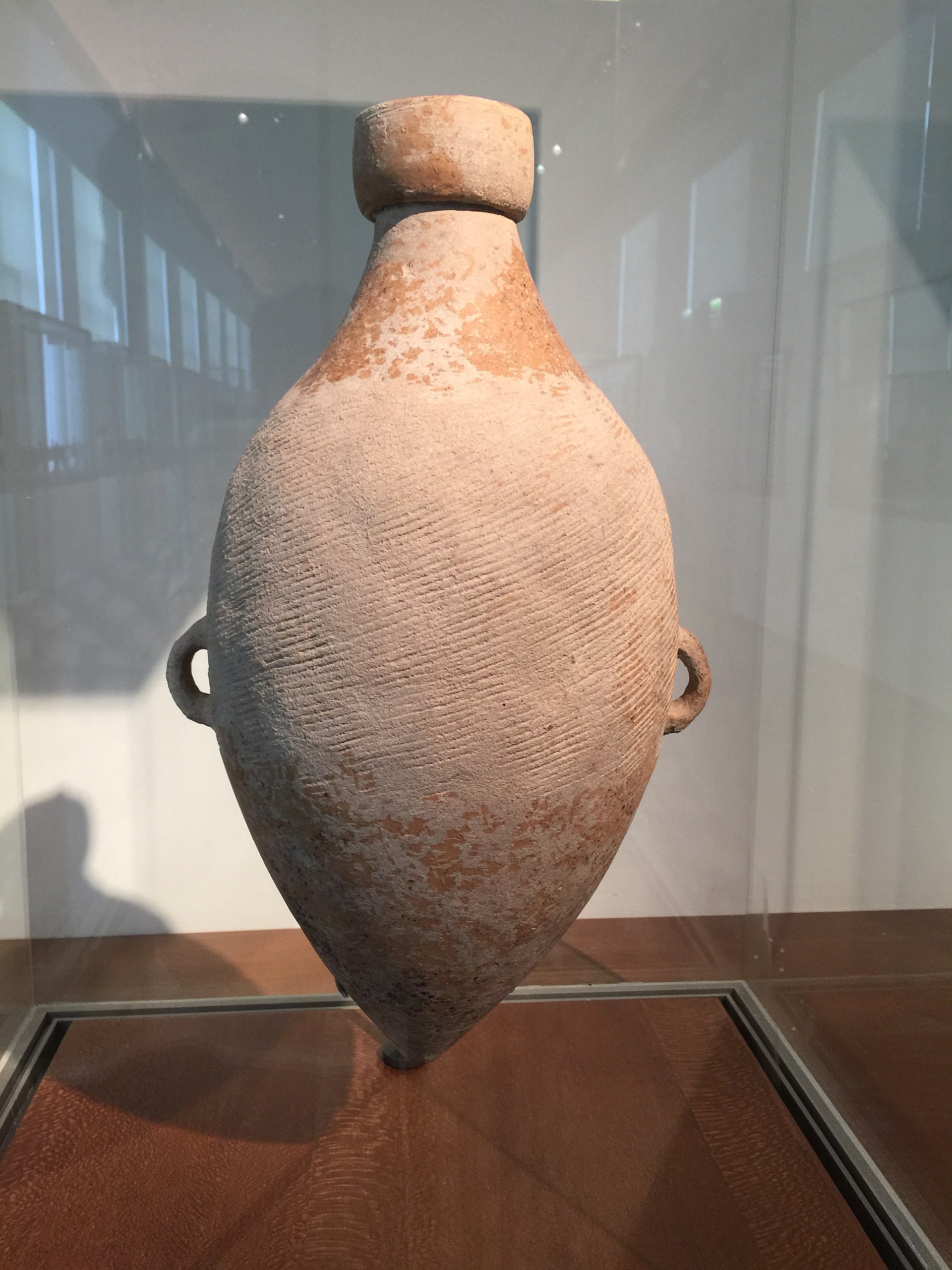 Ancient Greek amphora: A testament to history's vessel of life and commerce.