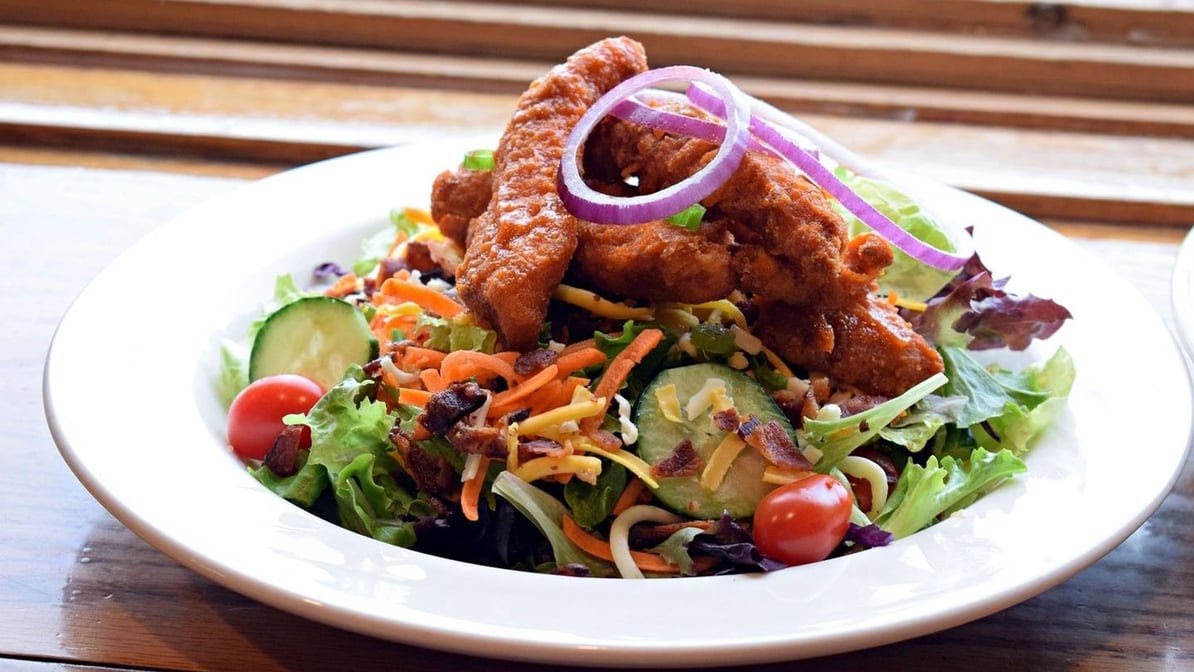 T-BONES: A Local Favorite for Great Food and Cocktails in Derry