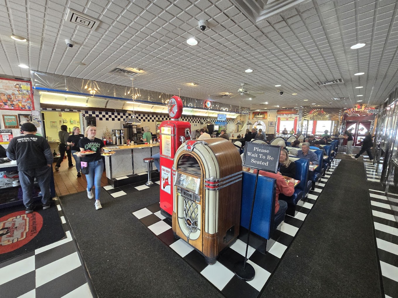 Step Back in Time at MaryAnn's Restaurant Derry New Hampshire